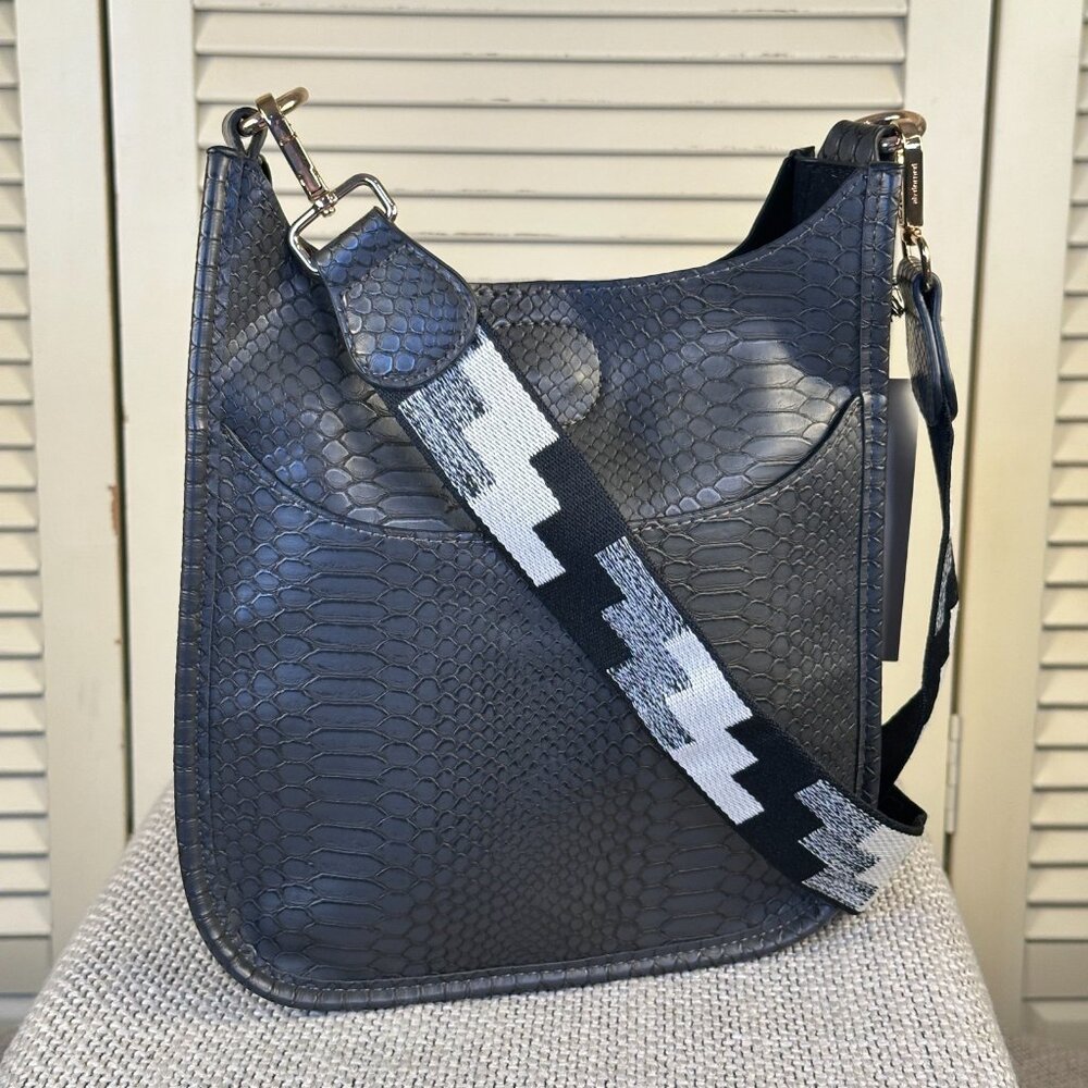 NWT Ah-dorned Black vegan Leather Embossed Reptile Snakeskin bag Boho Crossbody - Picture 2 of 6